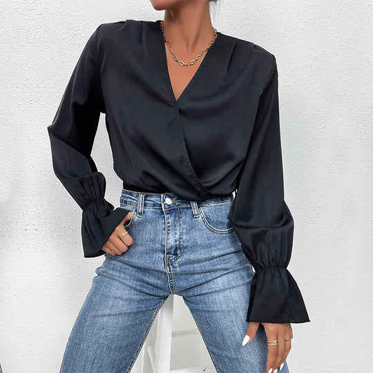 Damen Satin-Body mit Wickel-V-Ausschnitt, tailliertem Rippbund und Volantärmeln Nord Taschen