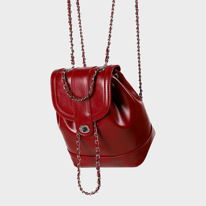 Damen Rucksacktasche mit elegantem Kettenakzent und raffiniertem Klappverschluss Nord Taschen