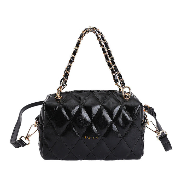 Damen modische Handtasche mit verspieltem Plüsch-Anhänger Nord Taschen
