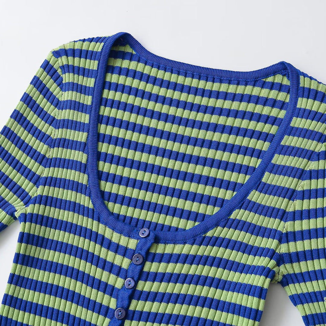 Damen Gerippte Kurzarm-Buttoncardigan mit tiefem Rundhals und figurbetonter Passform Nord Taschen