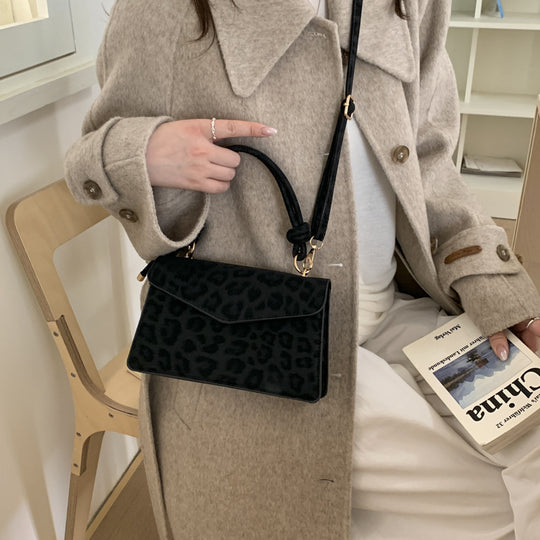 Damen Umhängetasche mit elegantem Leopardenmuster und abnehmbarem Schulterriemen Nord Taschen