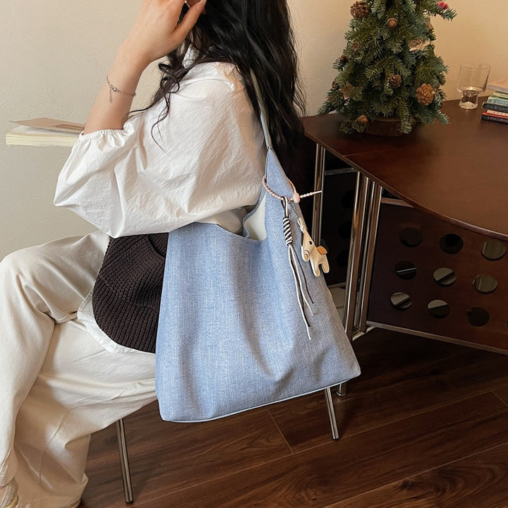 Damen lässige Stofftasche mit verspieltem Anhänger Nord Taschen