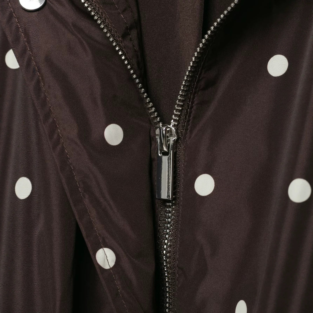 Damen Leichte Cropped-Regenjacke mit Stehkragen, Druckknopfleiste und Polka‑Dot-Design Nord Taschen