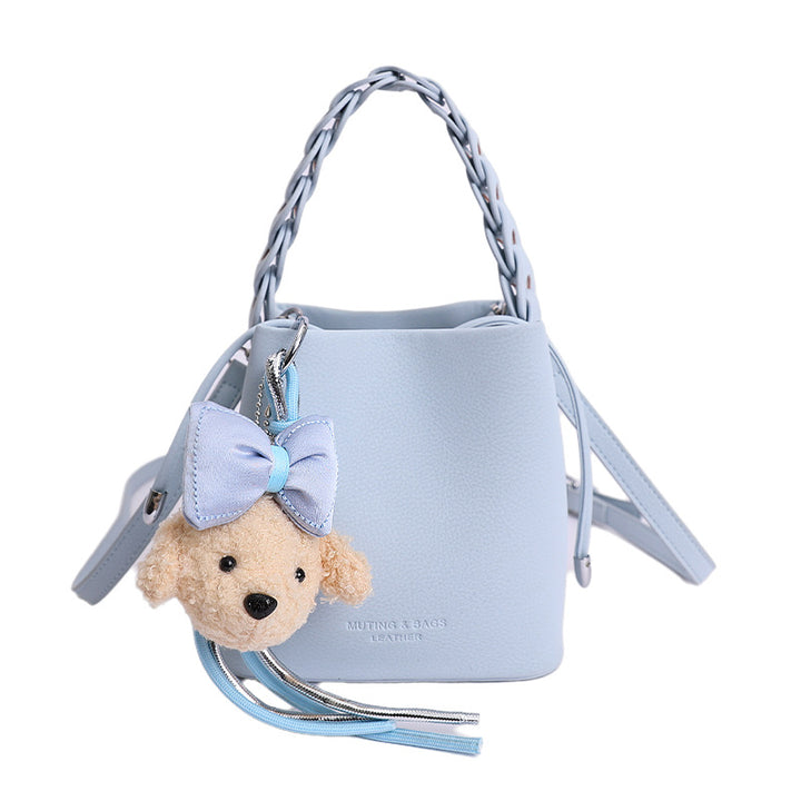 Damen modische Bucket-Handtasche mit niedlichem Anhänger Nord Taschen
