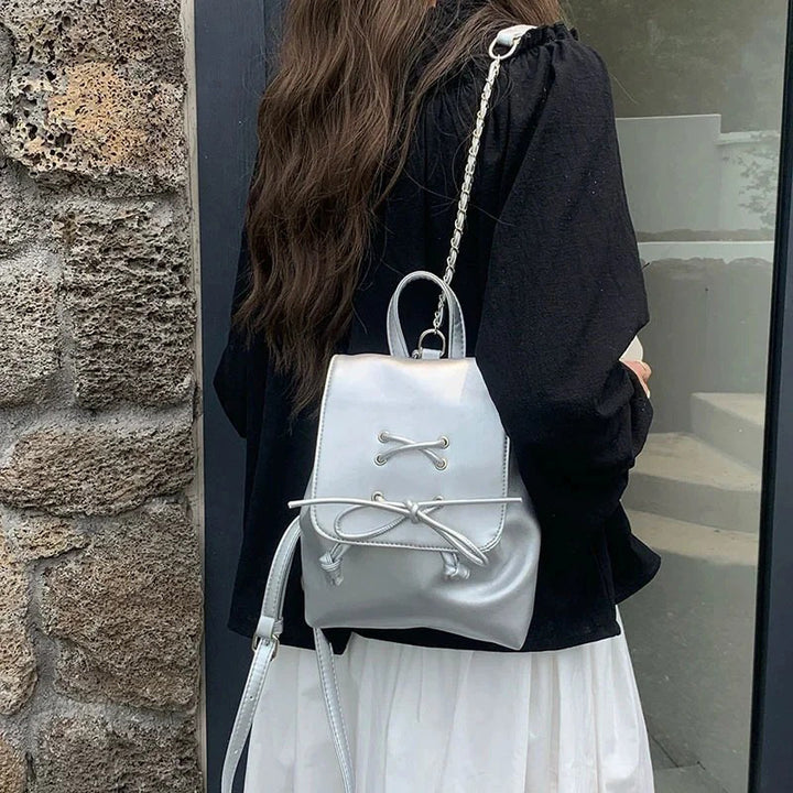 Damen Rucksack aus hochwertigem Kunstleder mit modischem Kordelzug Nord Taschen