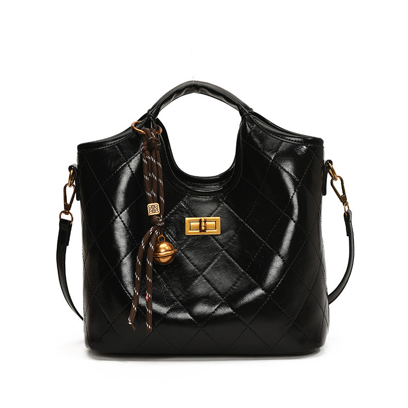Damen modische Handtasche mit elegantem Steppmuster und abnehmbaren Anhänger Nord Taschen
