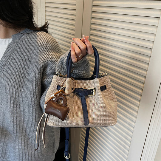 Damen Beuteltasche mit luxuriösen Details und abnehmbarem Schulterriemen Nord Taschen
