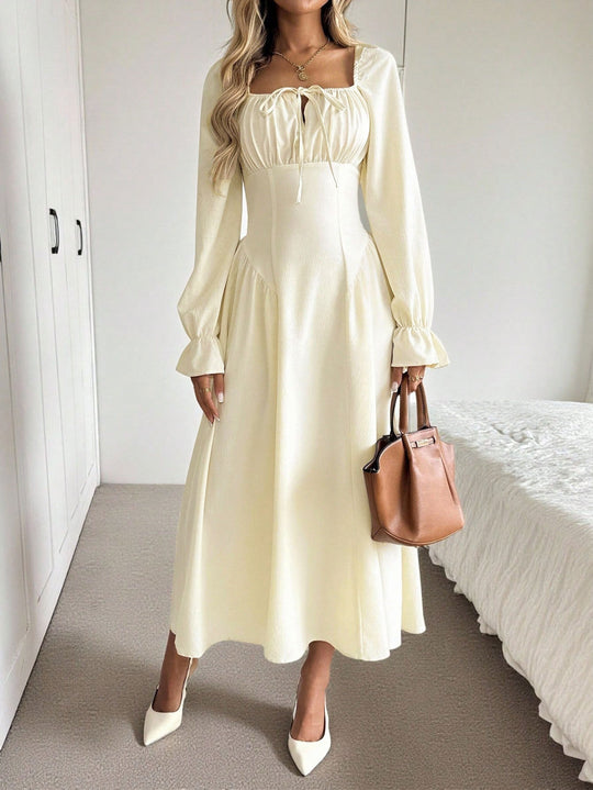Damen romantisches Midikleid mit Korsagen-Taille, Quadratausschnitt und voluminösen Ärmeln Nord Taschen