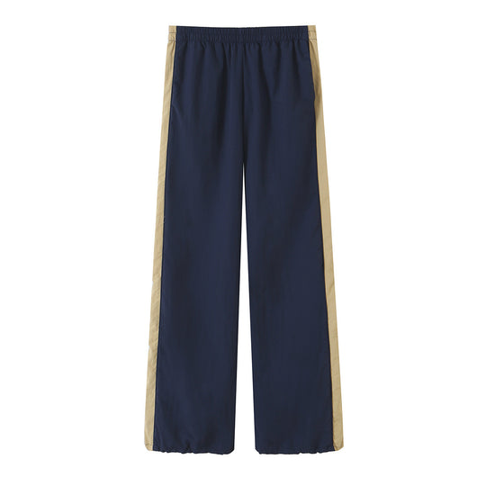 Damen Leichte Cropped-Übergangsjacke mit Funnelkragen, Kontrast-Einsätzen und Tunnelzug Nord Taschen