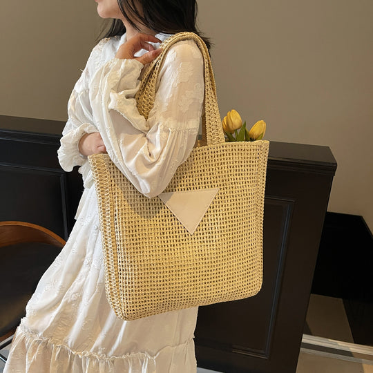 Damen Strandtasche aus handgewebtem Naturmaterial mit eleganter Leder-Applikation Nord Taschen