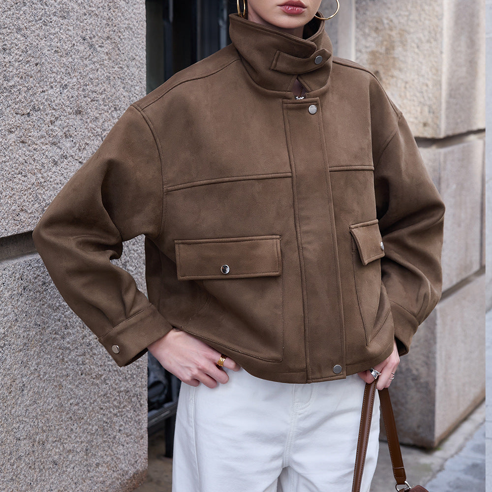 Damen Kurzjacke aus Veloursimitat mit hohem Funnelkragen und Pattentaschen Nord Taschen