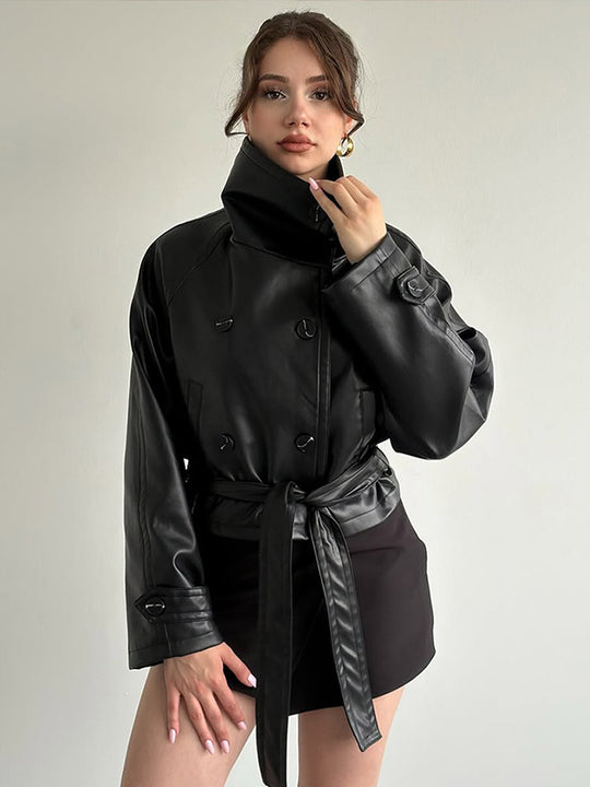 Damen Taillierte Kurzblouson‑Jacke aus Lederimitat mit hohem Stehkragen und Bindegürtel Nord Taschen