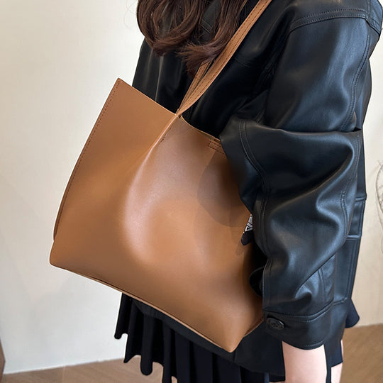 Damen Stylische Handtasche mit modischem Halstuch Nord Taschen