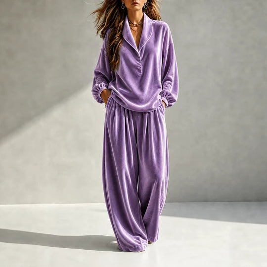 Damen Luxuriöses Velours-Loungewear-Set mit Schalkragen und weiter Palazzo-Hose Nord Taschen