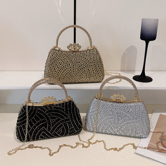 Damen funkelnde Glamour Clutch mit dekorativem Kettenhenkel Nord Taschen