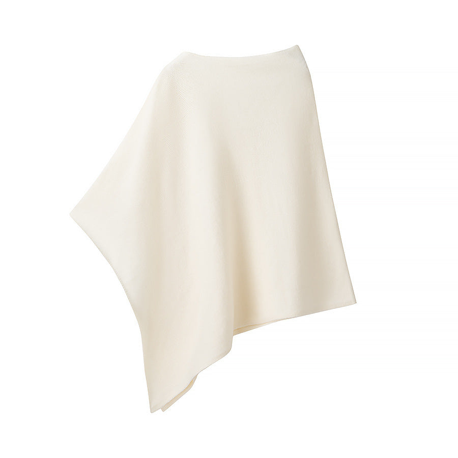 Damen Leichter Strickponcho mit asymmetrischem Saum und U-Boot-Ausschnitt Nord Taschen