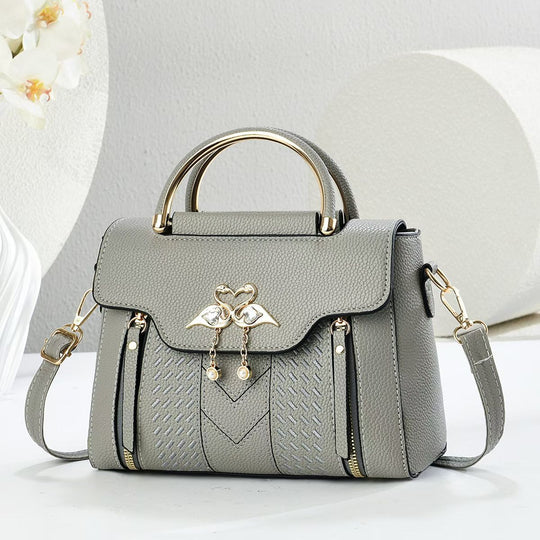 Damen elegante Handtasche mit auffälligem Schmuckdetail und verstellbarem Schultergurt Nord Taschen