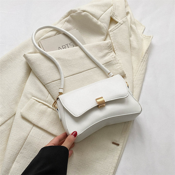 Damen elegante Umhängetasche mit goldener Verschlussmechanik Nord Taschen