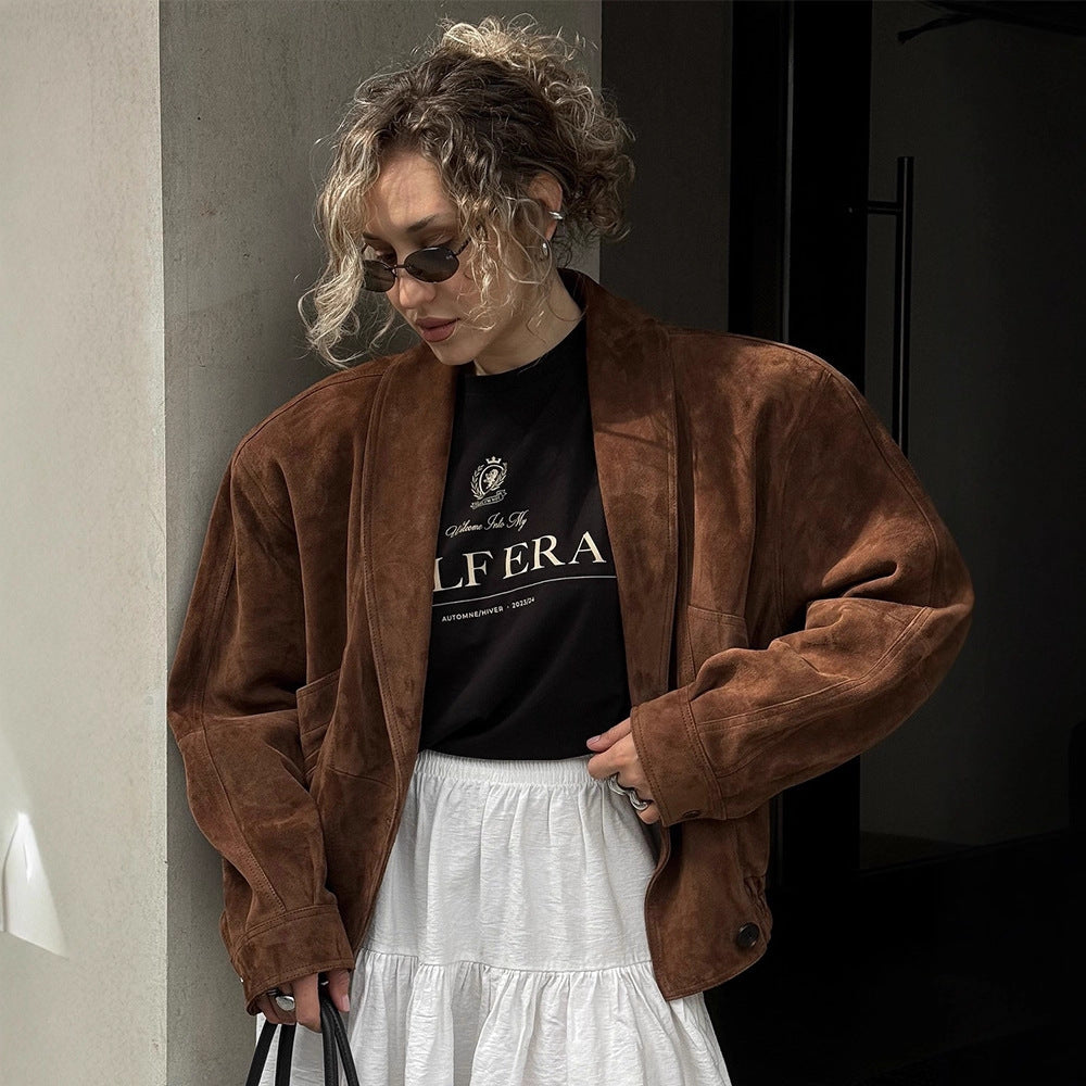 Damen Kurze Veloursleder‑Boxyjacke mit kimonoähnlichem Revers Nord Taschen
