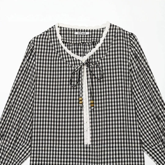 Damen Vichykaro-Bluse mit Häkelbesatz, Bindeband und dreiviertel Ballonärmeln Nord Taschen
