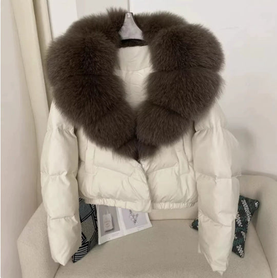 Damen nan kurz geschnittene Boxy-Pufferjacke mit extra großem Webpelzkragen und formstabilem Saum Nord Taschen