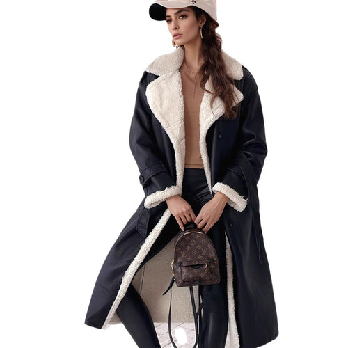 Damen Langer Mantel mit Teddyfutter, doppelreihiger Knopfleiste und tailliertem Schnitt Nord Taschen