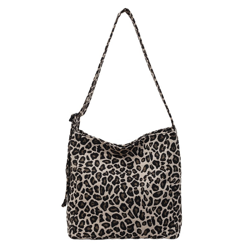 Damen Hobo-Tasche mit modernem Leopardenmuster Nord Taschen