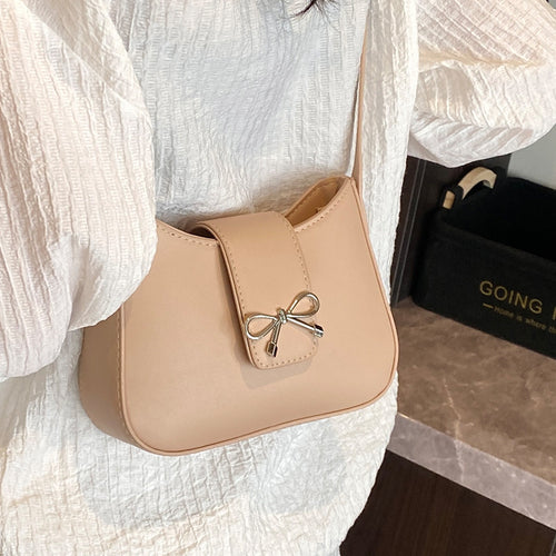Damen Handtasche mit raffiniertem Knotenverschluss Nord Taschen