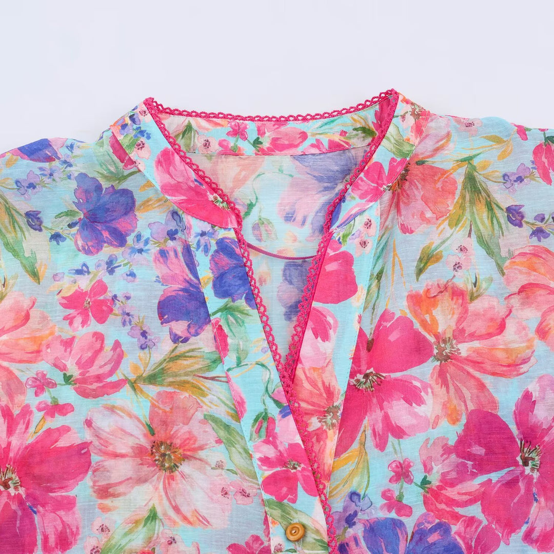 Damen Leichte Blumenbluse mit Stehkragen und dreiviertel Glockenärmeln Nord Taschen