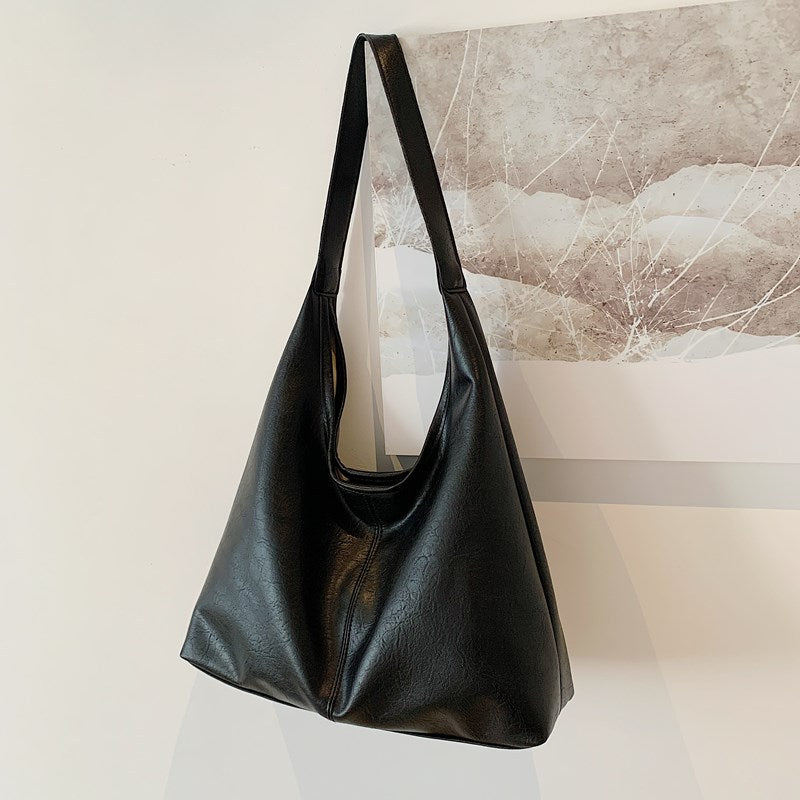 Damen geräumige Ledertasche mit weichem Griff Nord Taschen