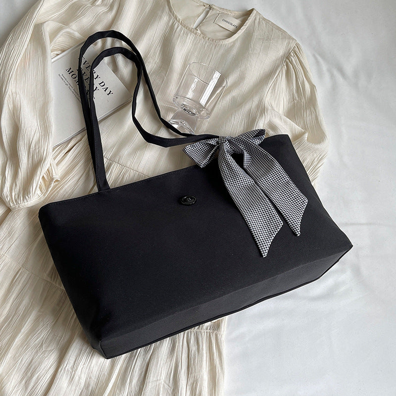 Damen elegante Beuteltasche mit dekorativem Schleifen-Detail Nord Taschen
