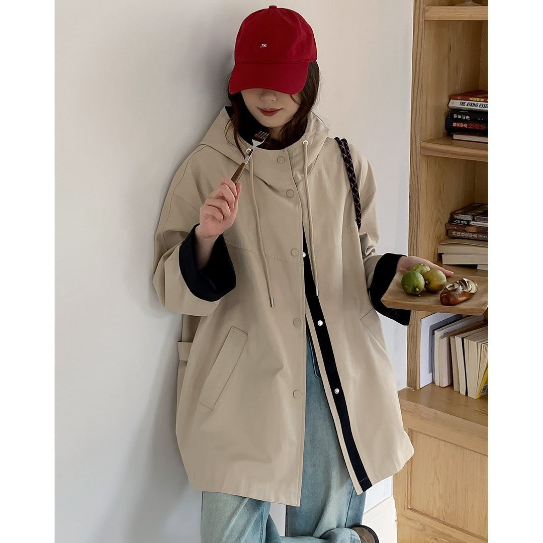 Damen Oversize Kapuzenjacke mit kontrastiertem Saum und Druckknopfleiste Nord Taschen
