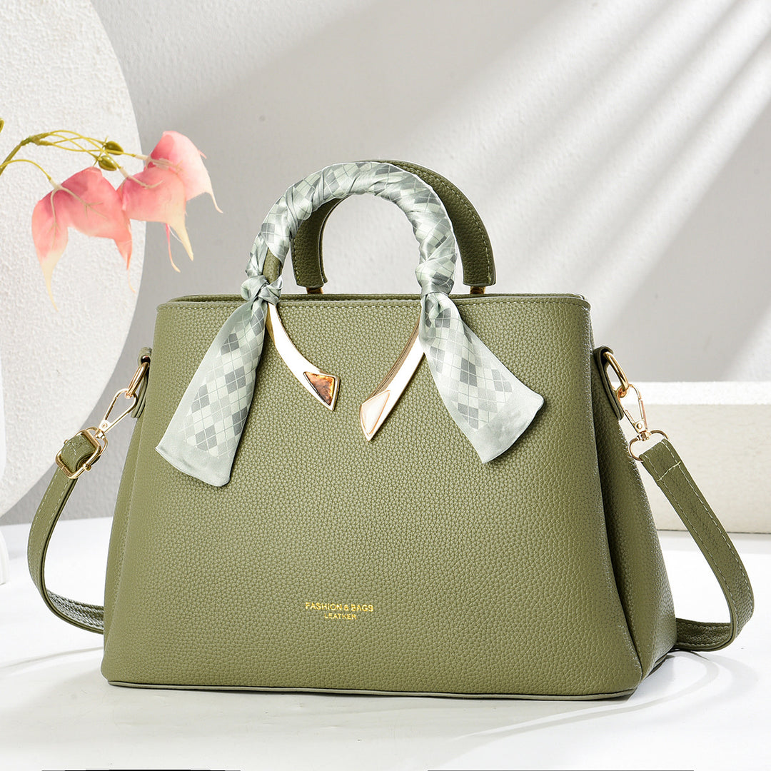Damen elegante Handtasche mit dekorativer Schal-Applikation Nord Taschen