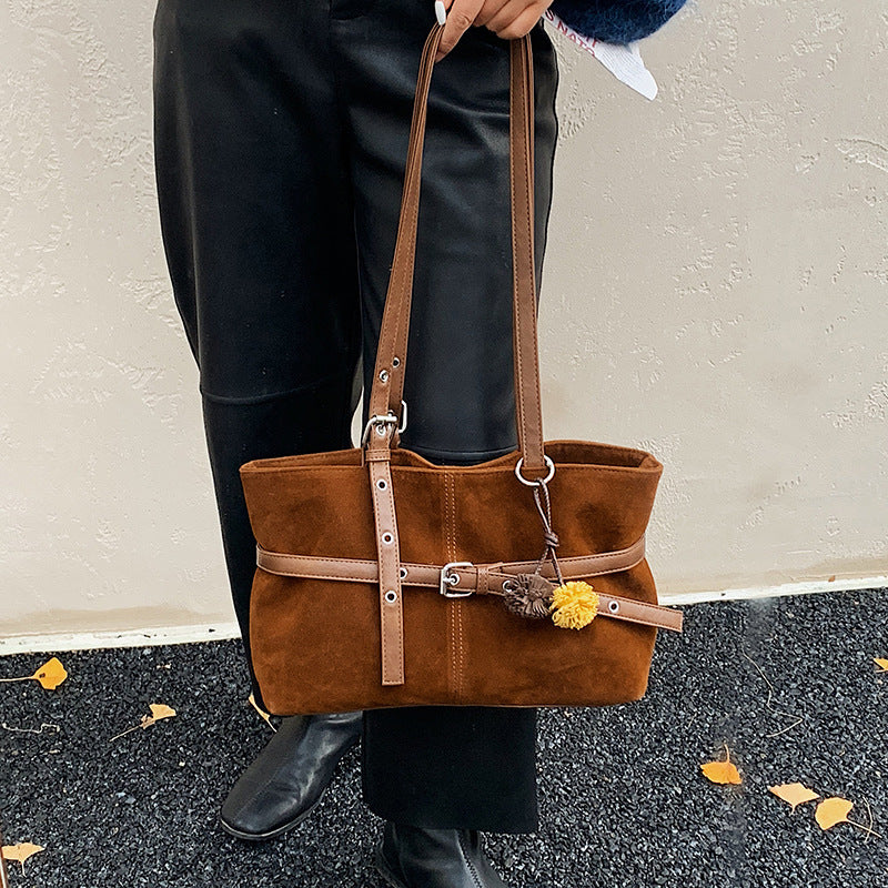 Damen Tragetasche mit elegantem Design und praktischen Details Nord Taschen