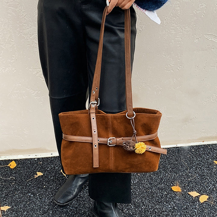 Damen Tragetasche mit elegantem Design und praktischen Details Nord Taschen