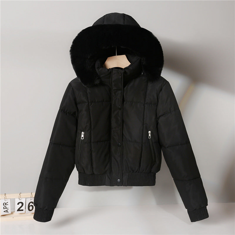 Damen nan wattierte Kurzjacke im Blousonstil mit Kapuze und kuscheligem Webpelzbesatz Nord Taschen