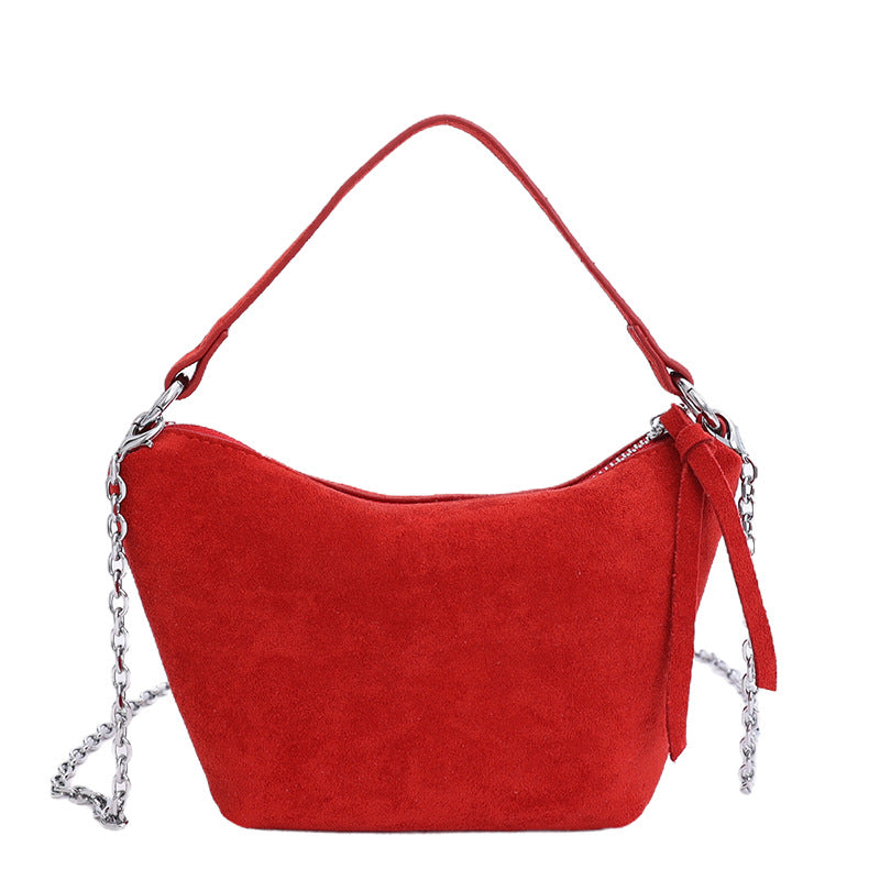 Damen Veloursleder Hobo-Tasche mit dekorativem Kettenhenkel Nord Taschen