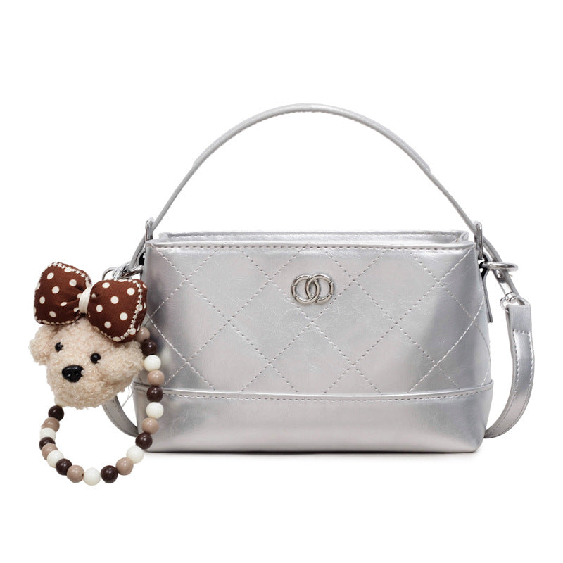 Damen modische Handtasche mit süßem Tierhäkelanhänger Nord Taschen