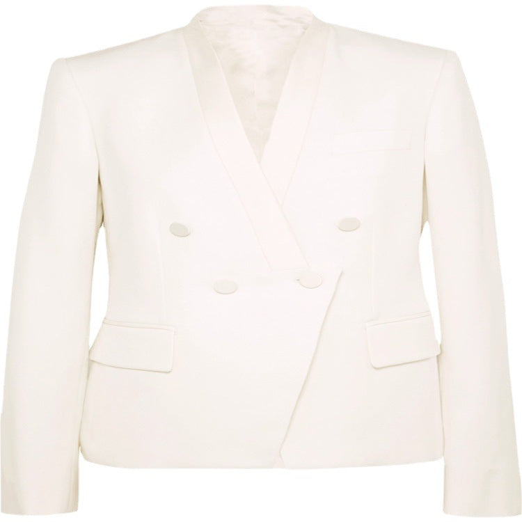 Damen Couture-Zweireiher-Blazer mit minimalistischem Schalkragen und nahtverdeckten Stoffknöpfen Nord Taschen