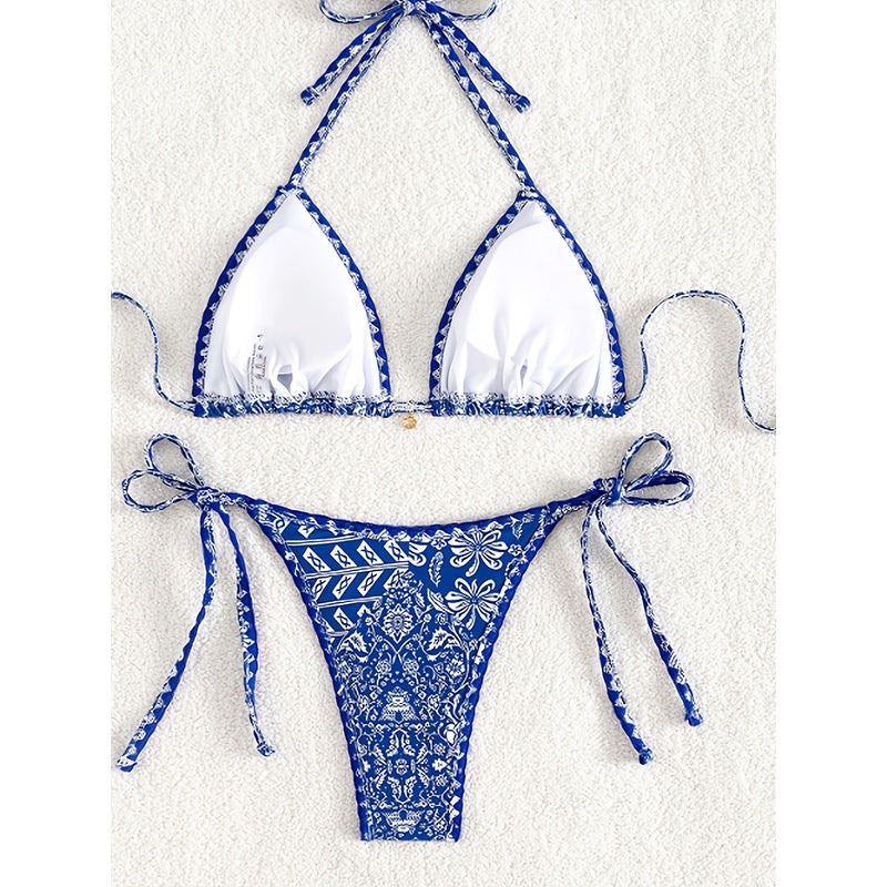Damen Triangel-Bikini mit verspieltem Floral-Muster und eleganten Bänder