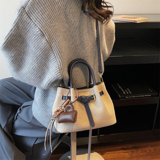 Damen Beuteltasche mit luxuriösen Details und abnehmbarem Schulterriemen Nord Taschen
