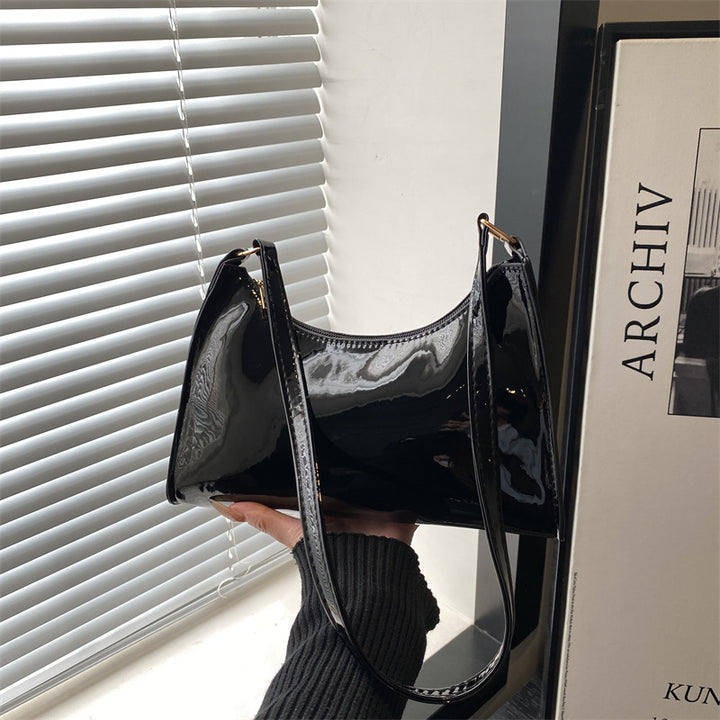 Damen elegante Handtasche im modernen Hochglanzdesign Nord Taschen