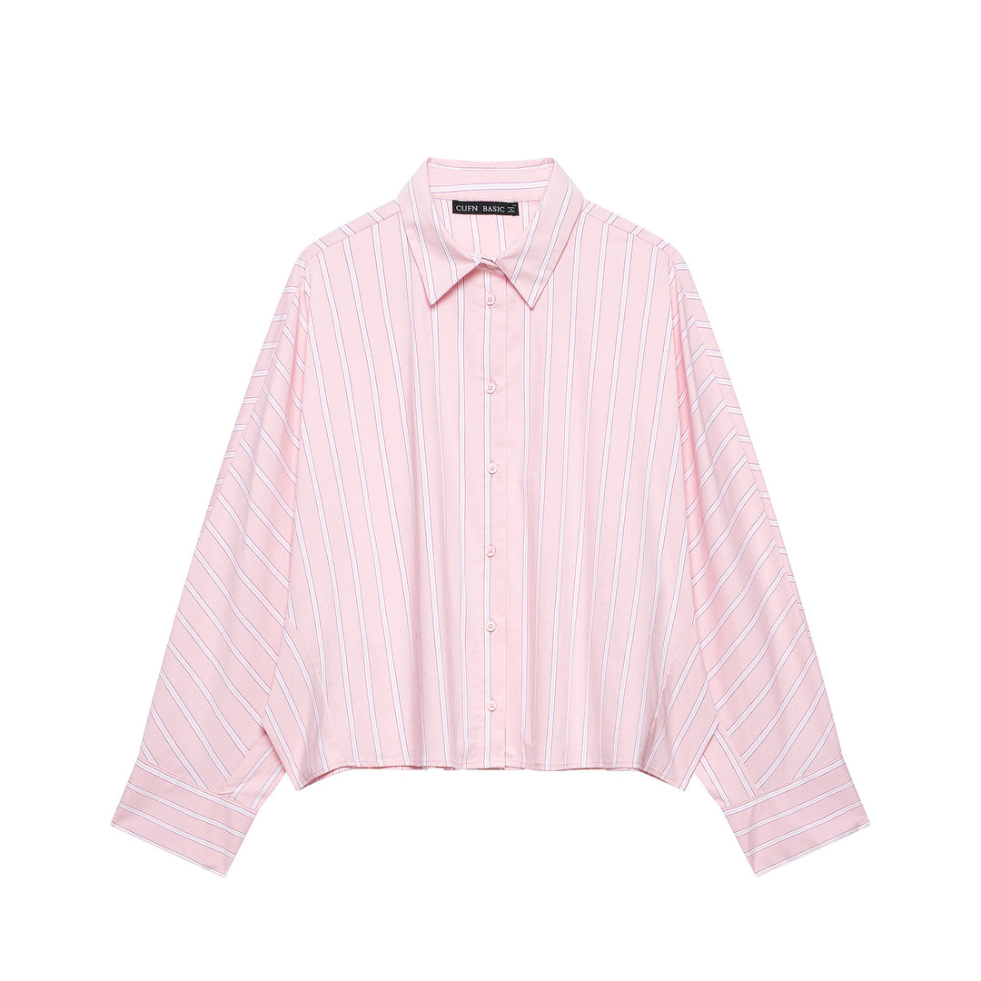 Damen Kurzgeschnittene Oversize‑Hemdbluse mit Nadelstreifen, Hemdkragen und verlängerten Manschetten Nord Taschen