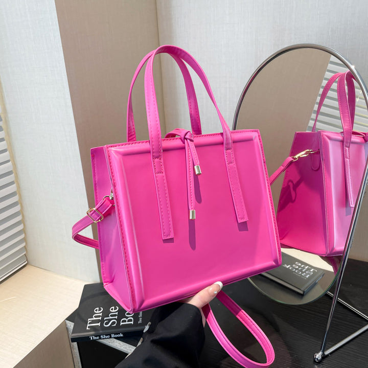 Damen elegante Handtasche im minimalistischen Design mit abnehmbaren Trageriemen Nord Taschen