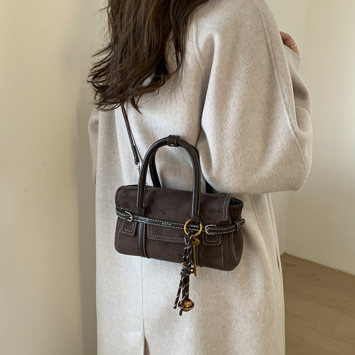 Damen modische Hobo-Tasche mit eleganten Akzenten Nord Taschen