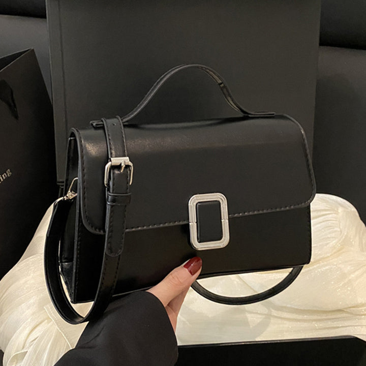 Damen Umhängetasche mit elegantem Kettenverschluss und strukturiertem Obermaterial Nord Taschen