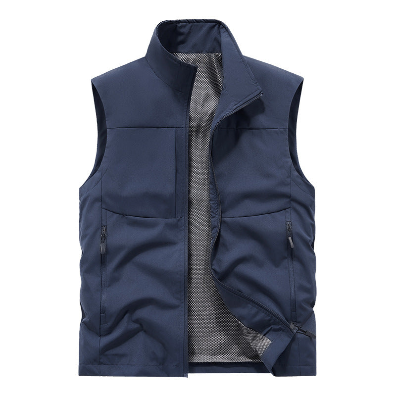 Herren Leichte technische Outdoor‑Weste mit Stehkragen, Netzfutter und Reißverschlusstaschen Nord Taschen