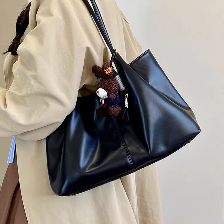 Damen Handtasche aus hochwertigem Kunstleder mit geräumigen Innenfächern Nord Taschen