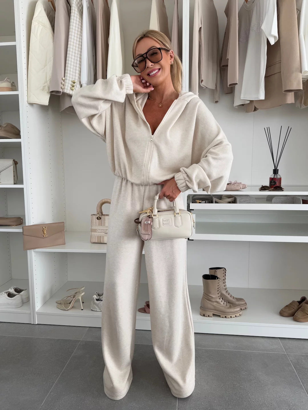 Damen Loungewear-Anzug aus weichem Fleece mit Kapuze und weitem Schnitt Nord Taschen