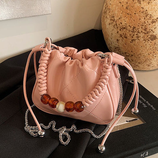 Damen Mini-Umhängetasche mit dekorativem Kettenriemen und modischem Anhänger Nord Taschen